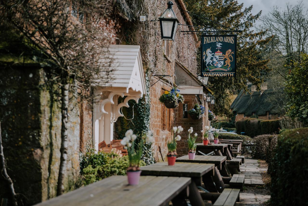 The Falkland Arms チッピング・ノートン エクステリア 写真
