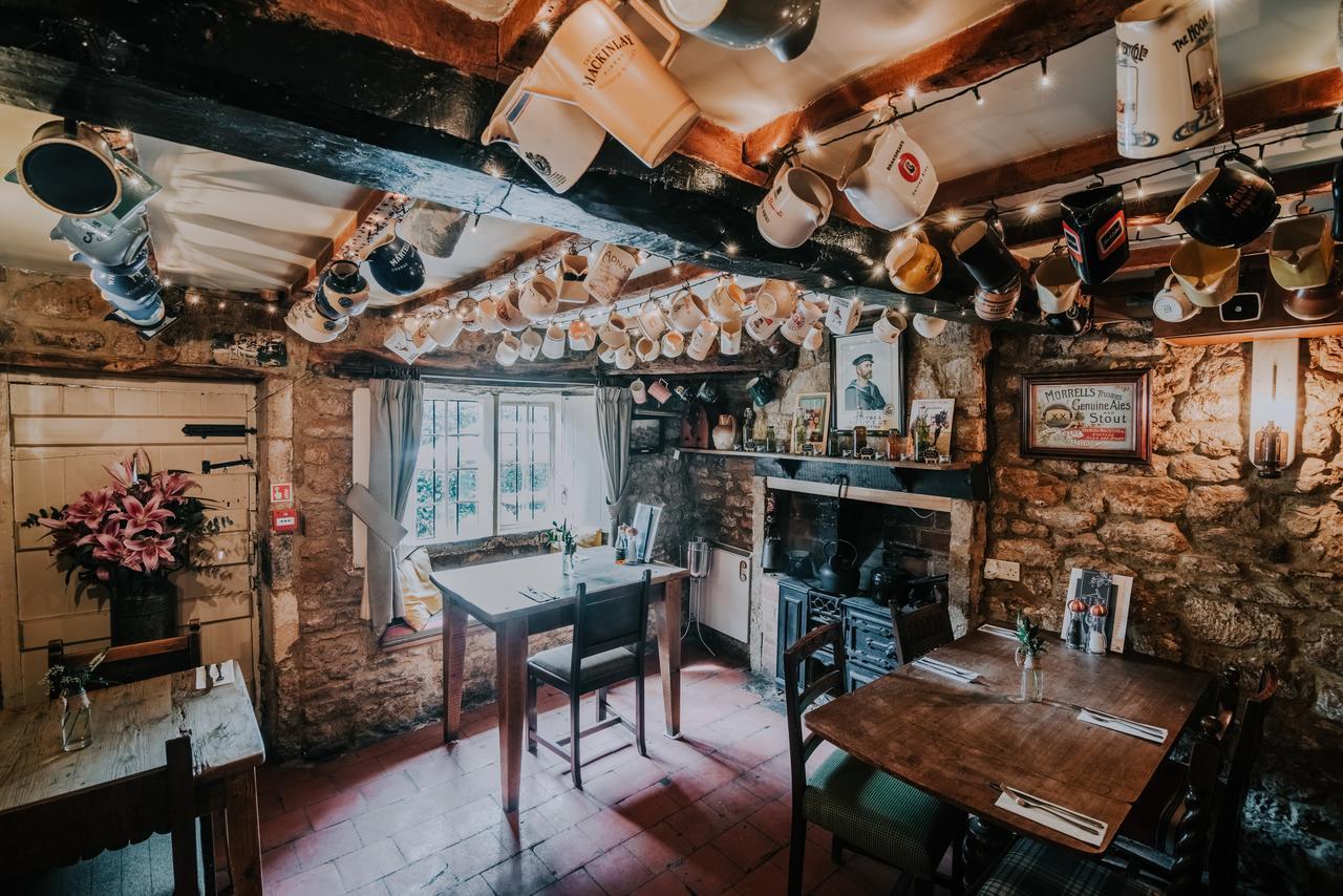 The Falkland Arms チッピング・ノートン エクステリア 写真